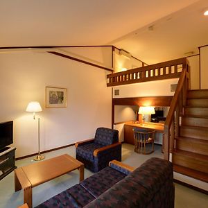 Maisonette　